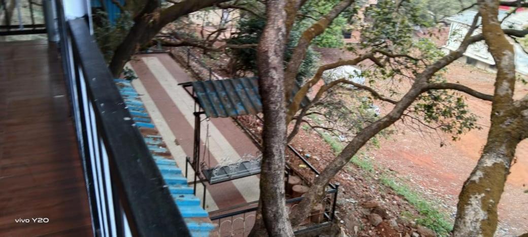 Hilltop Cottage Mahābaleshwar Exterior foto